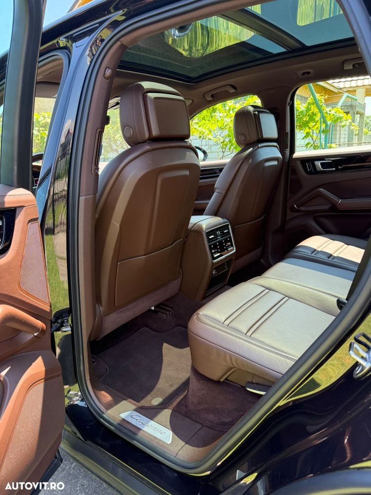 Porsche Cayenne Standard - 13