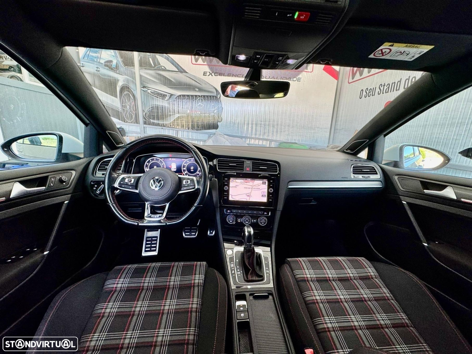 VW Golf 2.0 TSI GTI DSG Performance - 16