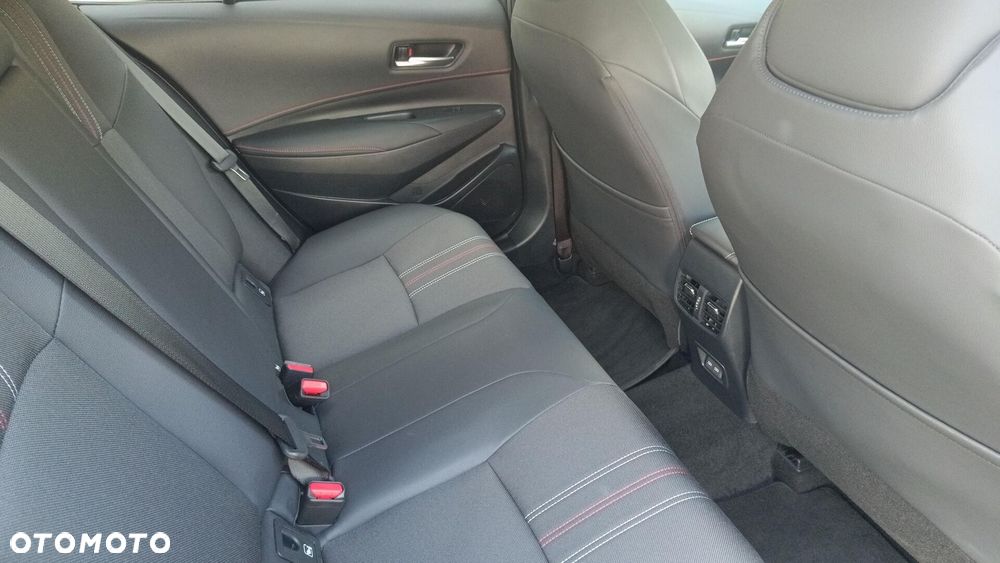 Toyota Corolla 1.8 Hybrid GR Sport Dynamic - 11