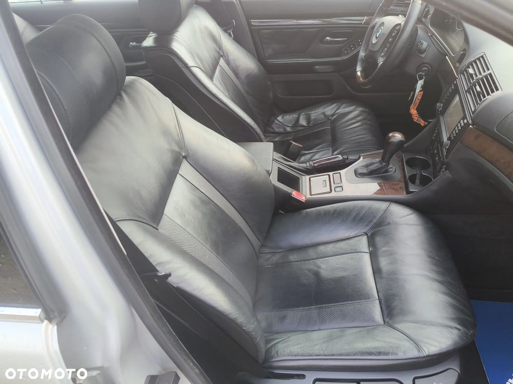 BMW Seria 5 - 12