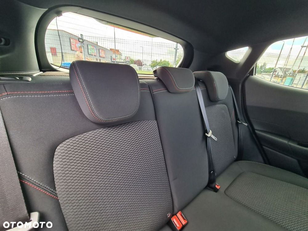 Ford Fiesta 1.0 EcoBoost S&S ST-LINE - 27