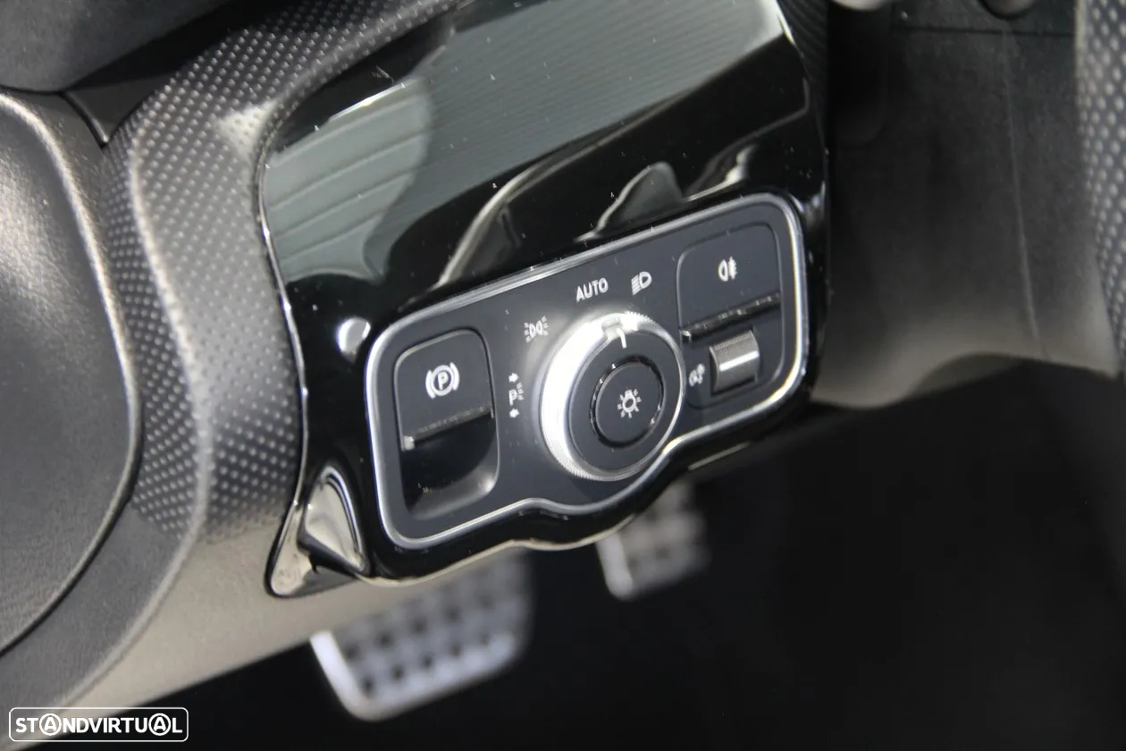 Mercedes-Benz A 180 d AMG Line Aut. - 16