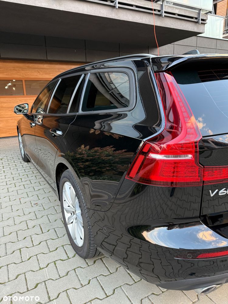 Volvo V60 D4 Momentum - 8