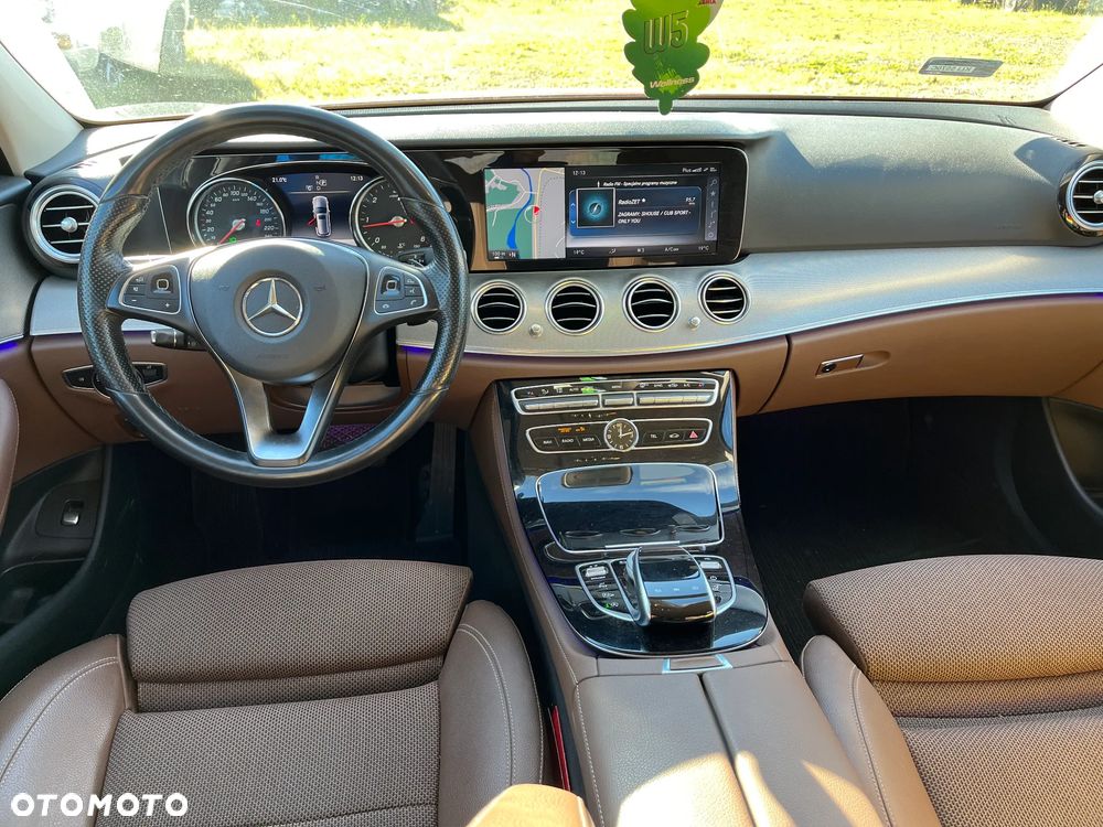 Mercedes-Benz Klasa E - 13