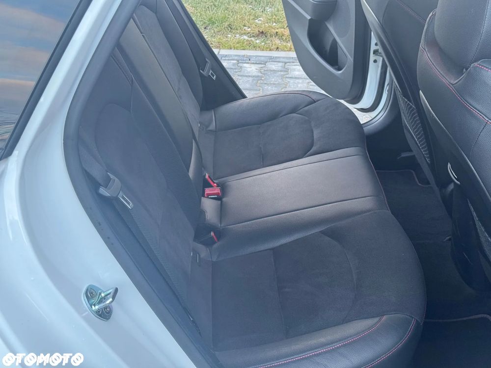 Kia Ceed - 18