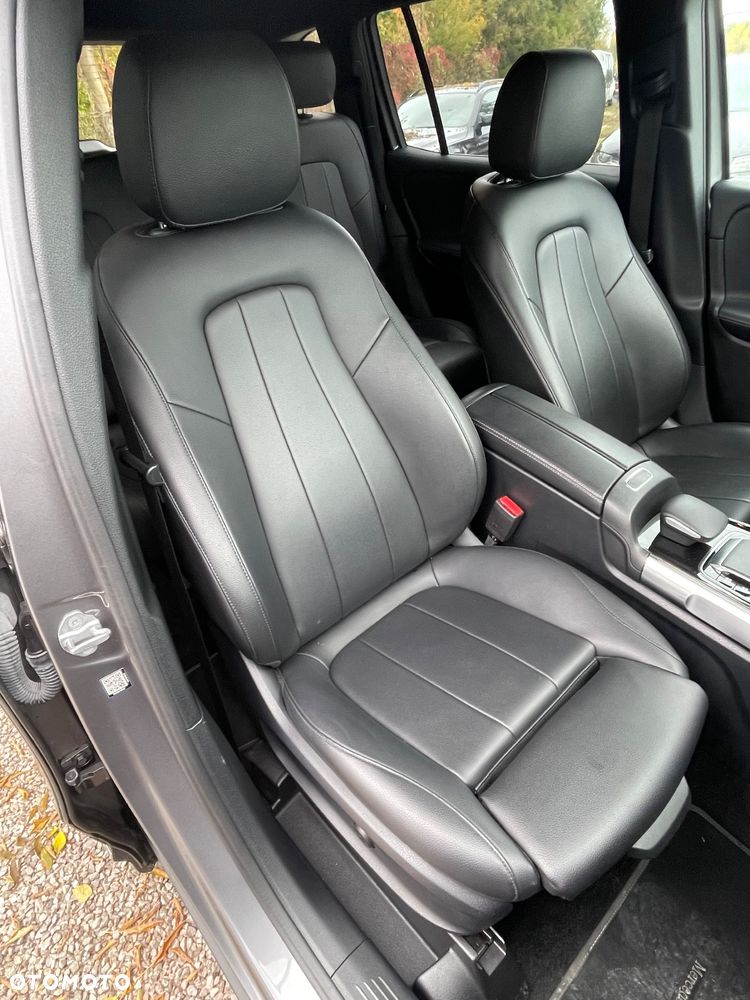 Mercedes-Benz GLB - 27