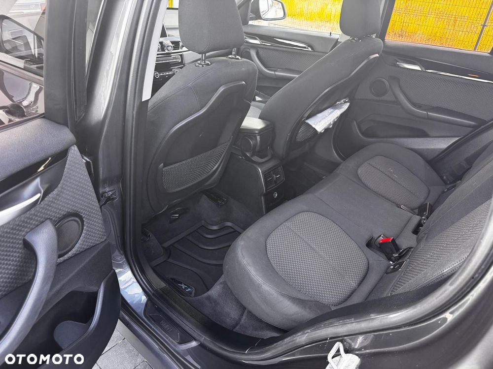 BMW X1 sDrive18i - 7