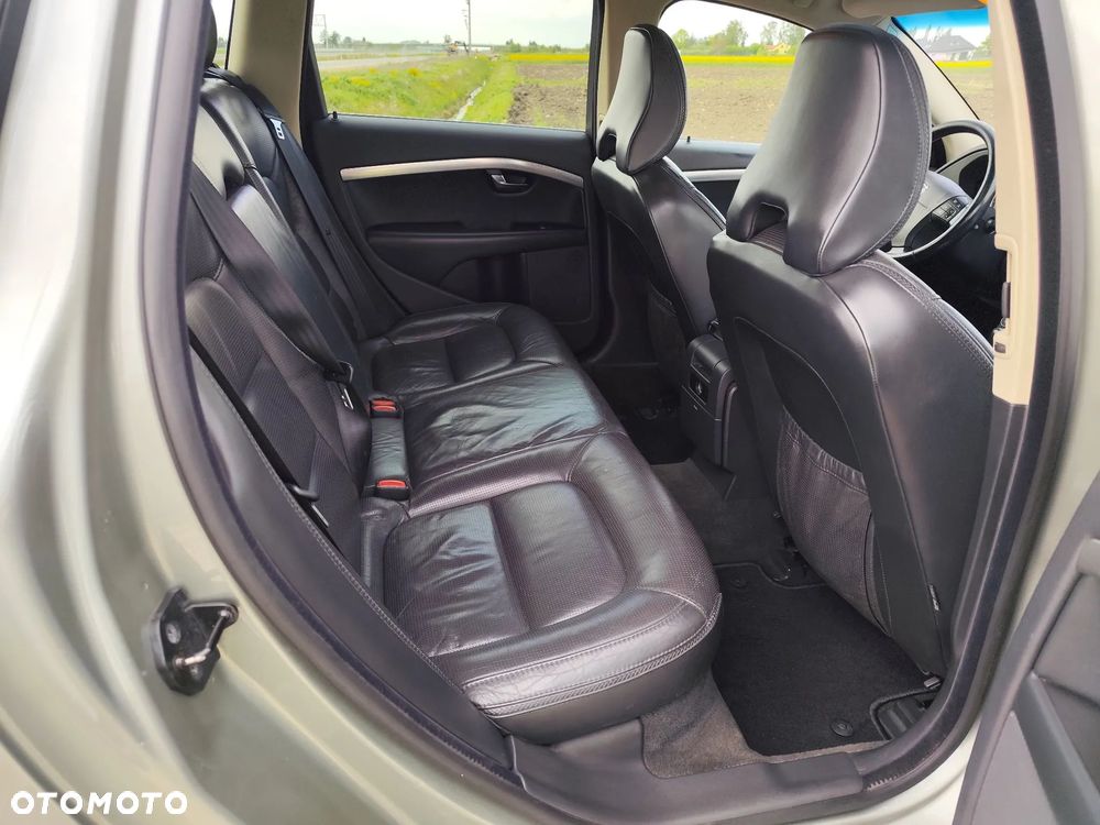 Volvo XC 70 D5 AWD Summum - 15