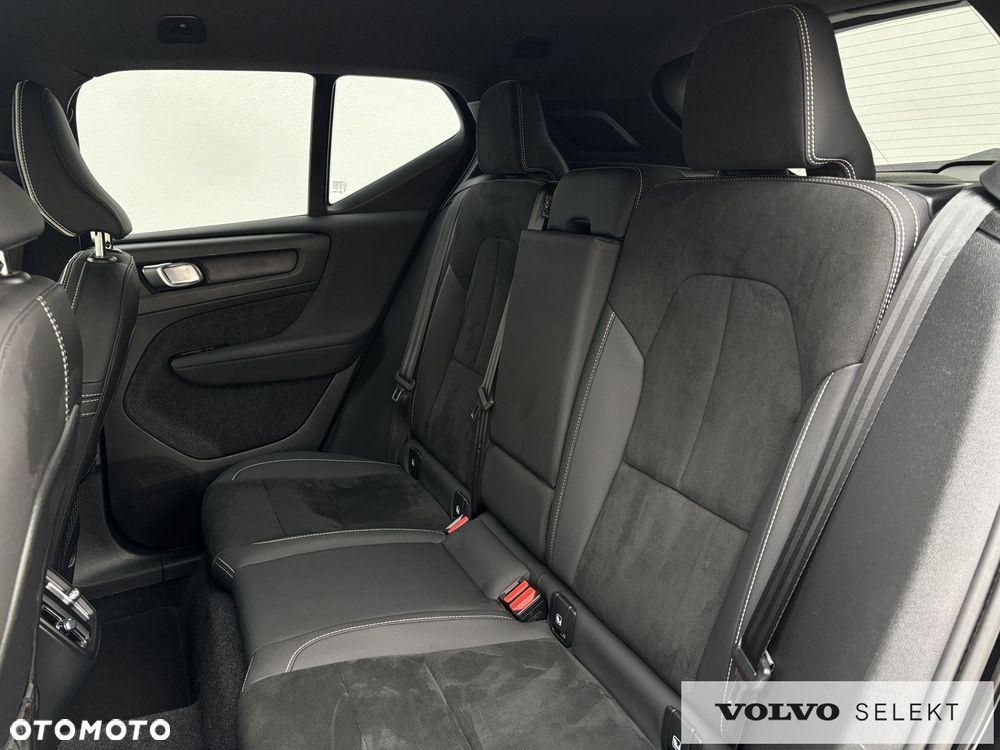 Volvo XC 40 - 21