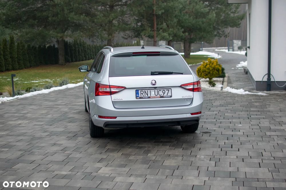 Skoda Superb - 23