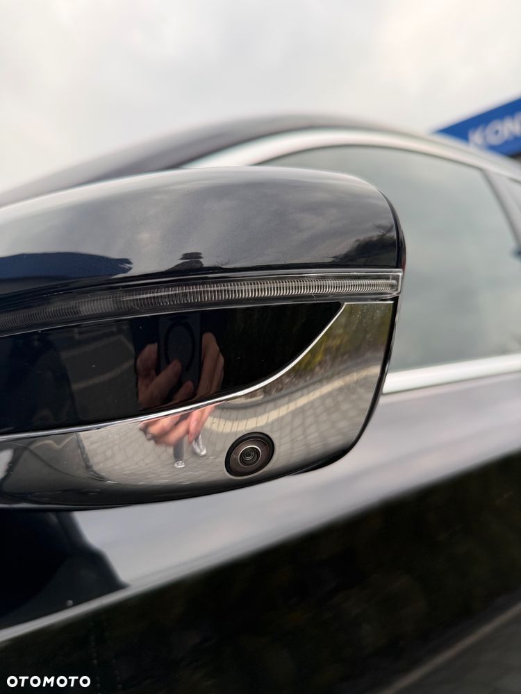 BMW Seria 7 740Li - 30