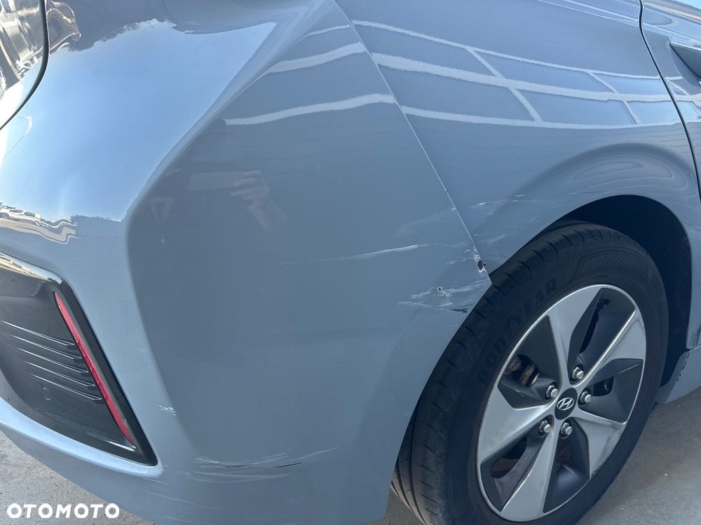 Hyundai IONIQ Electric Premium - 11