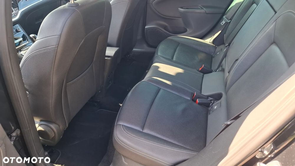 Opel Astra 1.6 CDTI Elite S&S - 21