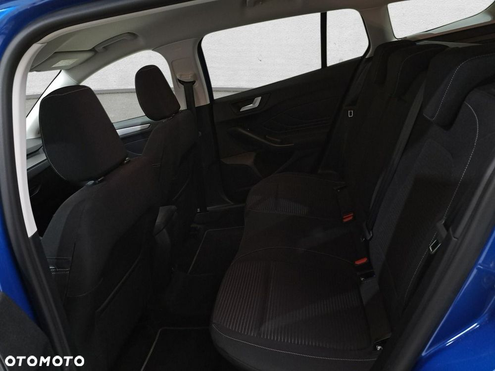 Ford Focus - 12
