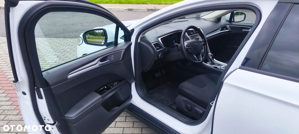 Ford Mondeo 2.0 TDCi Edition PowerShift - 19