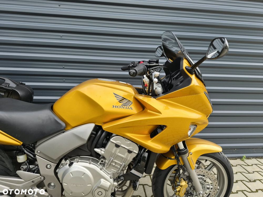 Honda CBF - 22