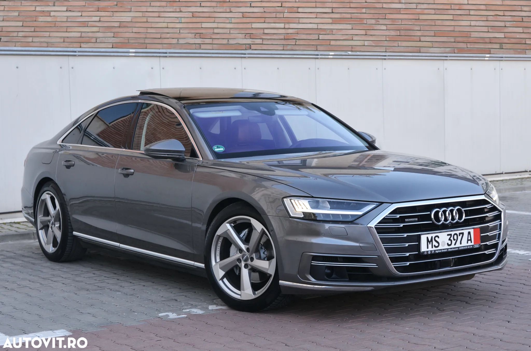 Audi A8 - 1