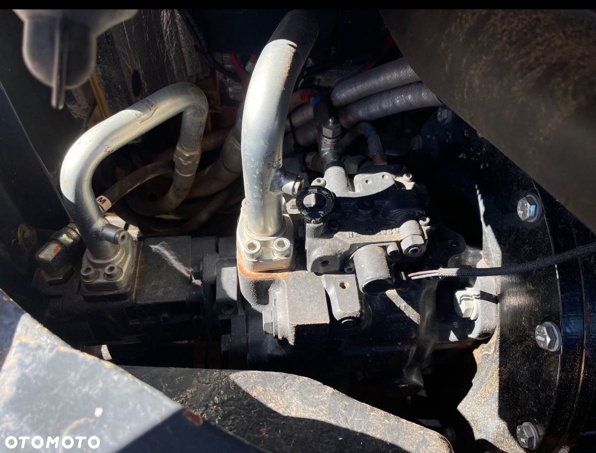 Komatsu PC80 MR-3 - 12
