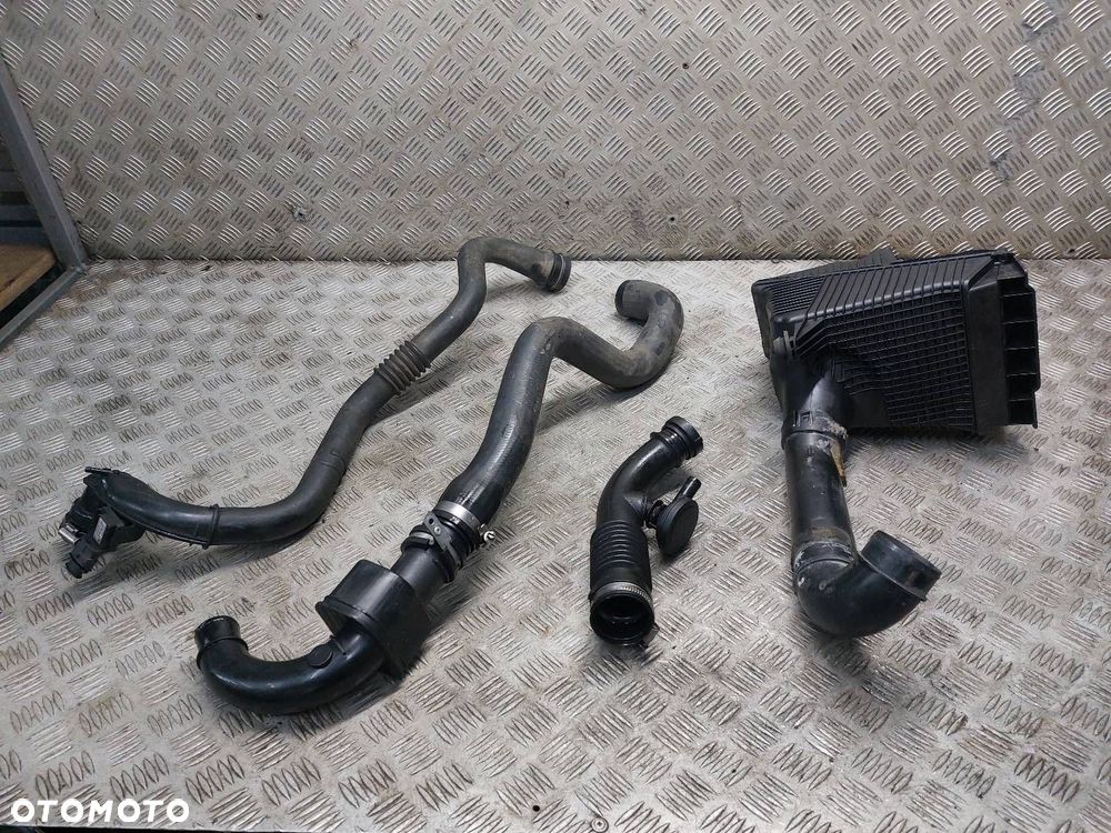 OBUDOWA FILTRA POWIETRZA + RURA DOLOT RENAULT MEGANE II 1.5 DCI - 1