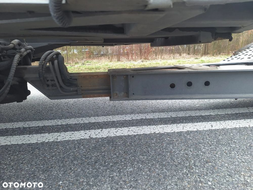 Mercedes-Benz ACTROS - 4