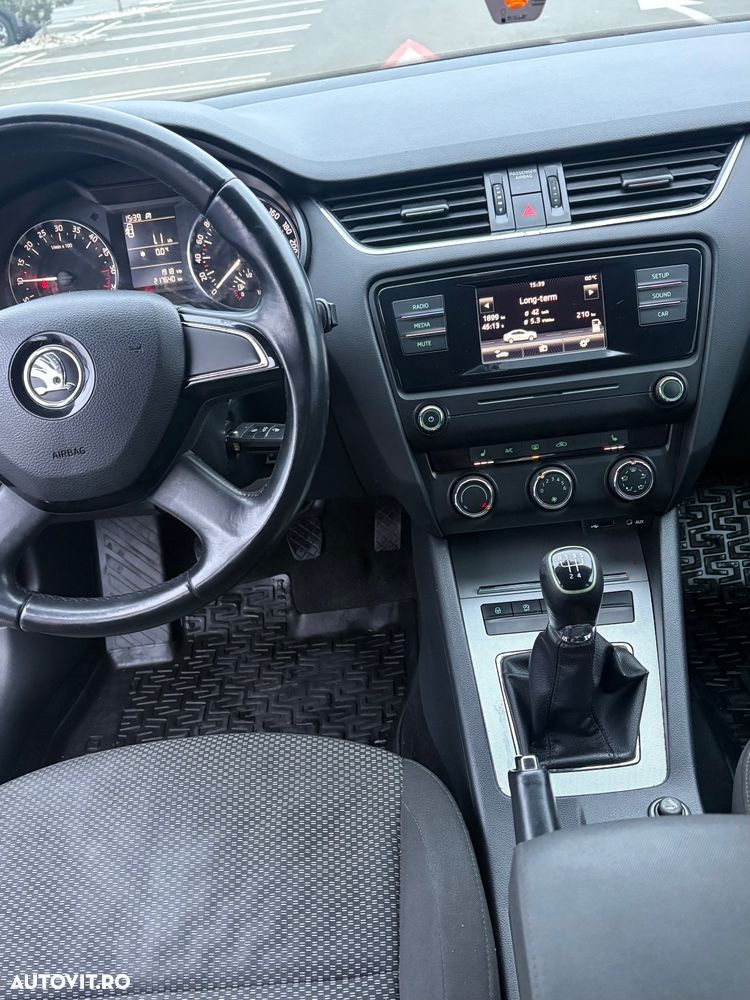 Skoda Octavia 1.6 TDI Ambiente - 7