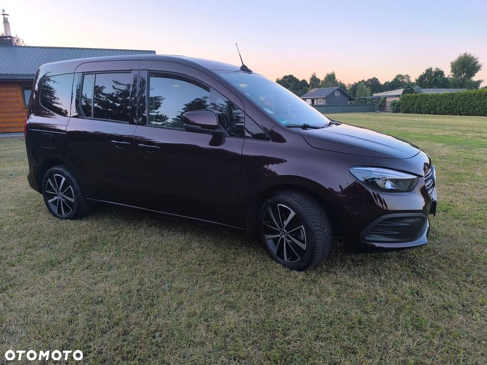 Mercedes-Benz Klasa T 180 Automatik Progressive - 32