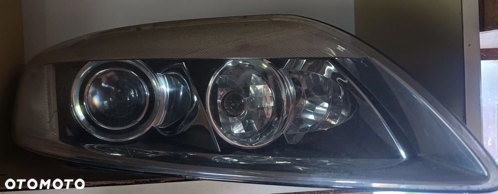 Reflektory przednie Audi Q7 4L - 1