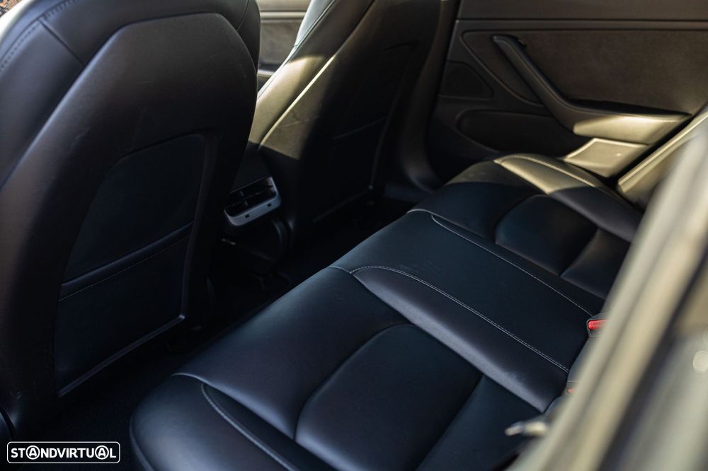 Tesla Model 3 Long-Range Dual Motor AWD - 14