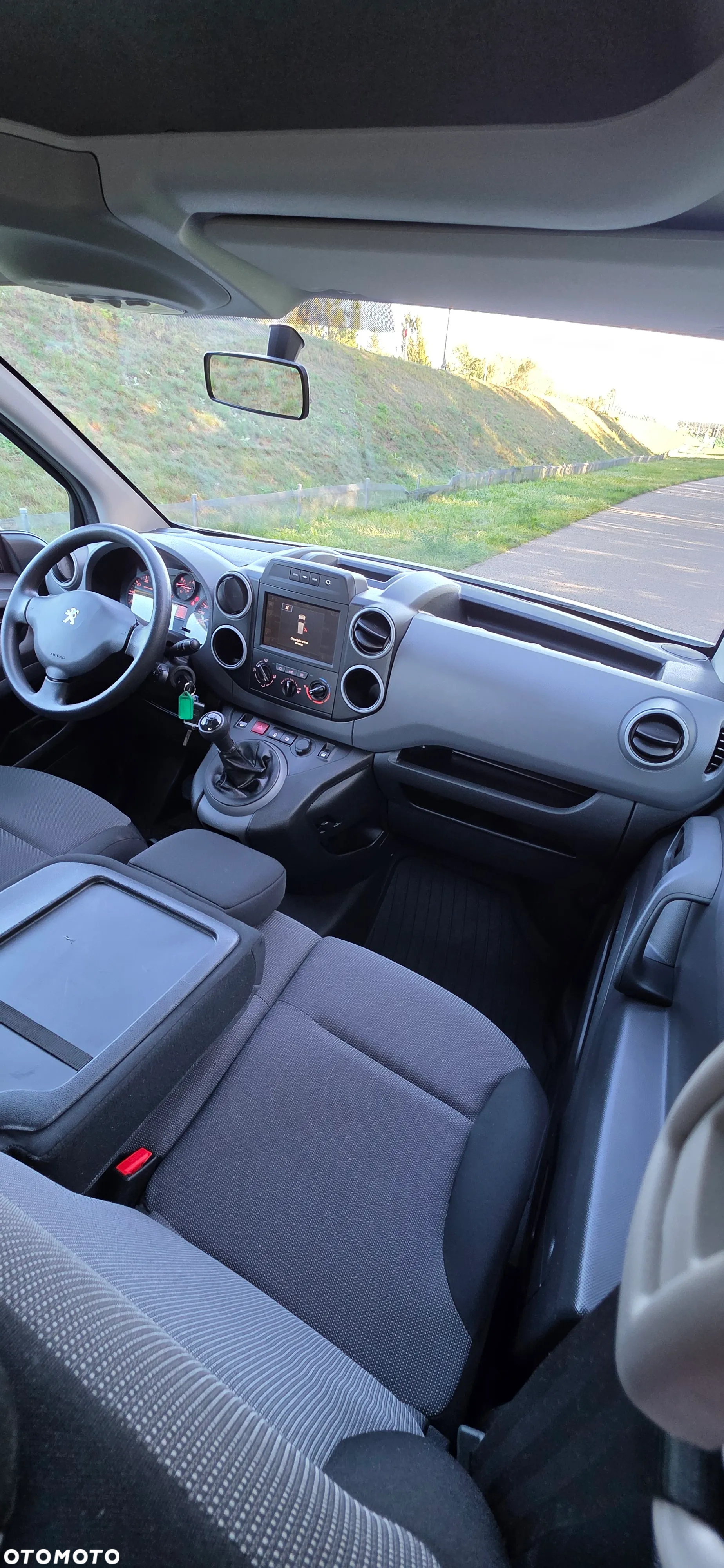 Peugeot PARTNER - 19