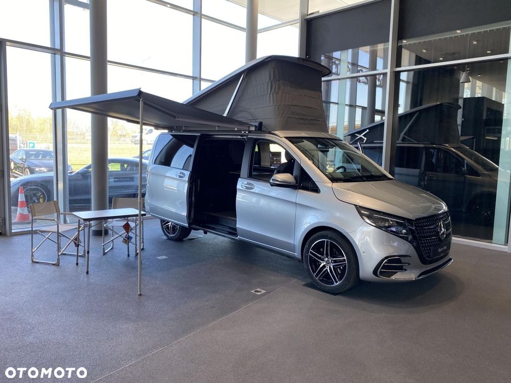 Mercedes-Benz Klasa V - 12