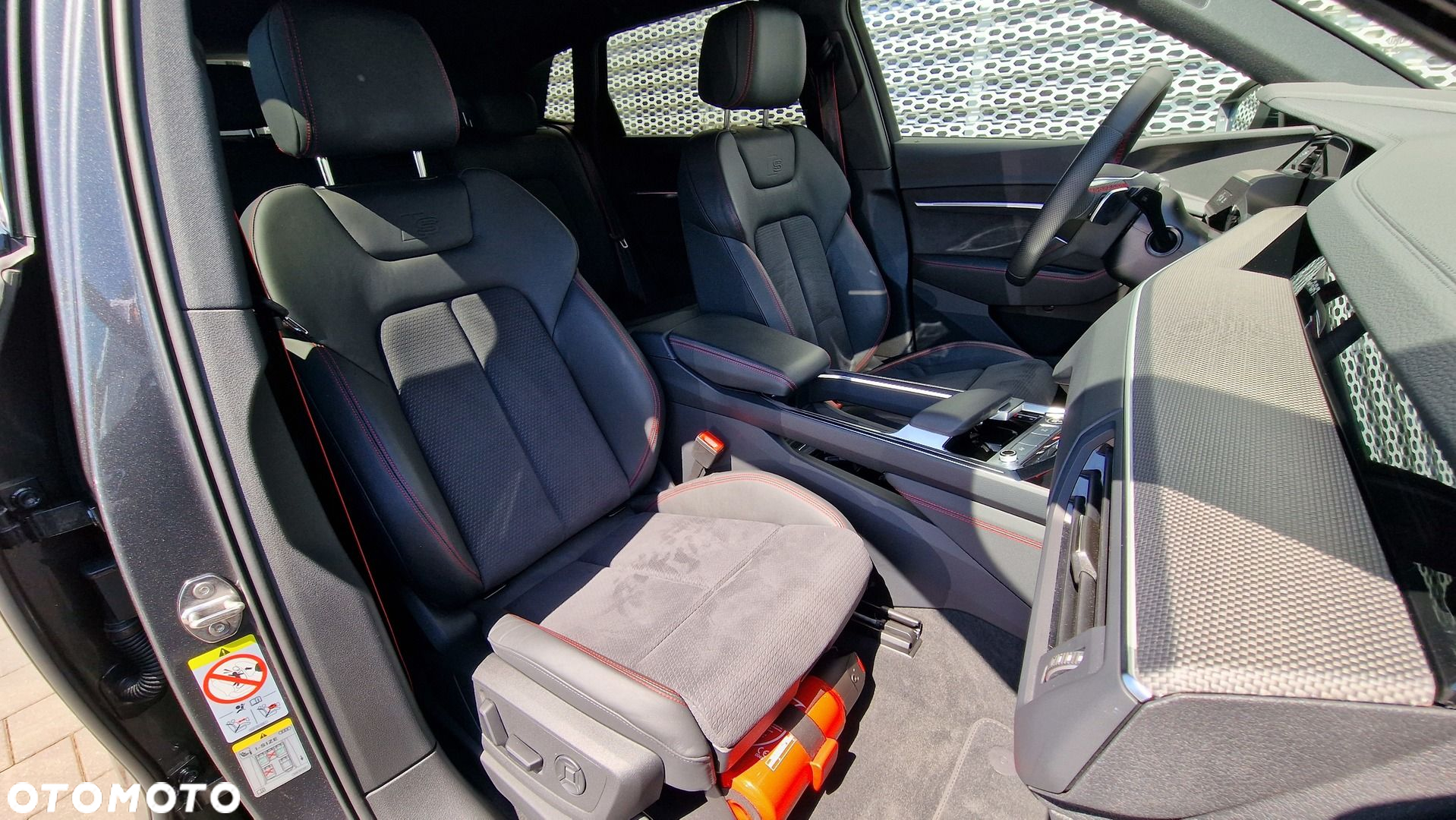 Audi Q8 - 14