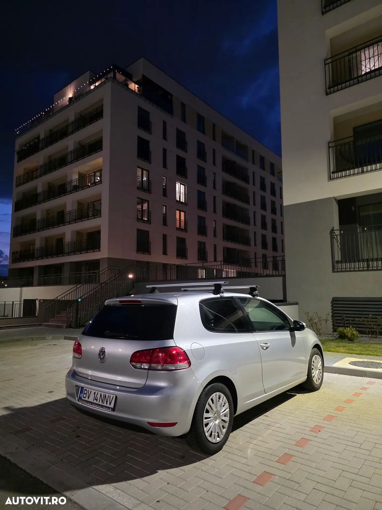 Volkswagen Golf - 2