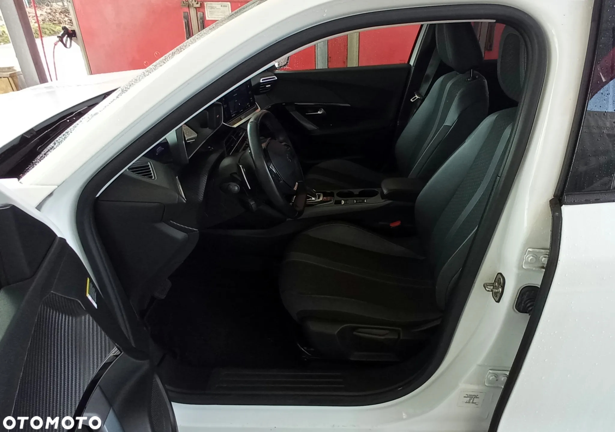 Peugeot 2008 1.5 BlueHDi GT Pack S&S EAT8 - 7
