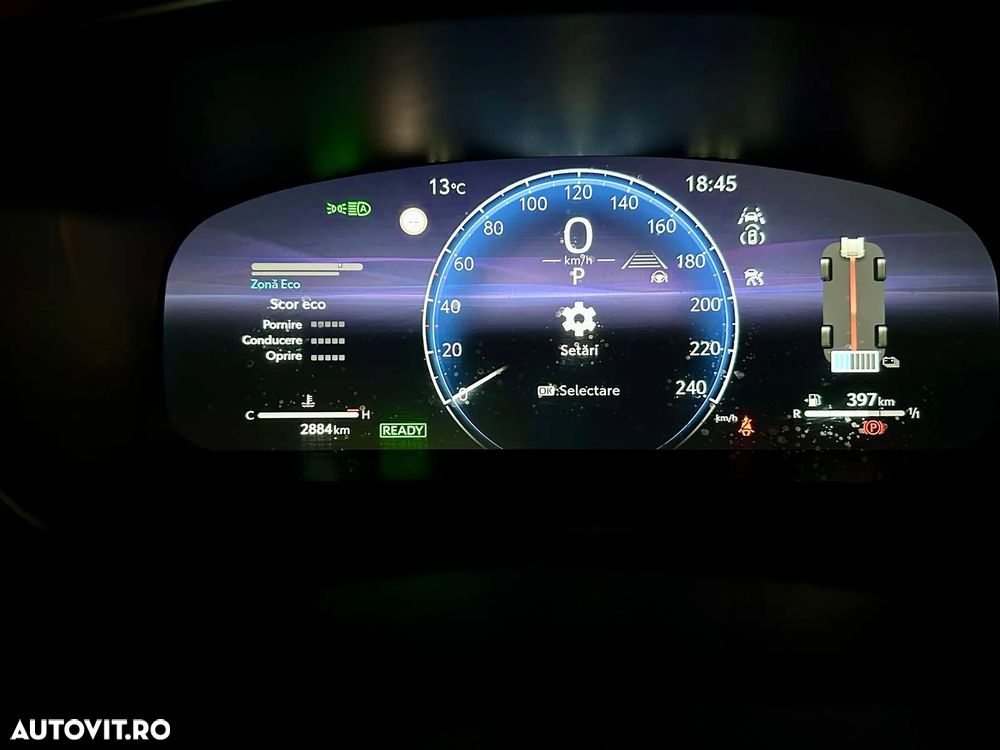 Toyota Corolla Cross - 9