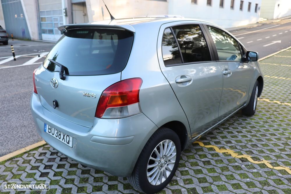 Toyota Yaris 1.3 VVT-i Sol High Pack VSC+TRC - 49