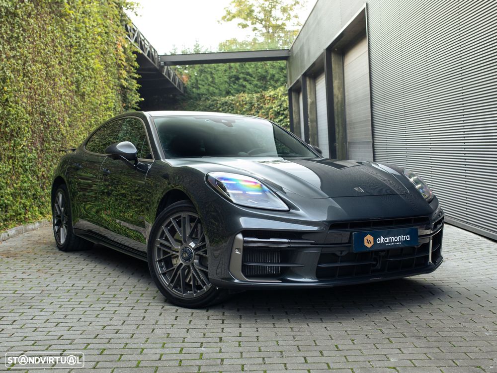Porsche Panamera Turbo E-Hybrid - 1