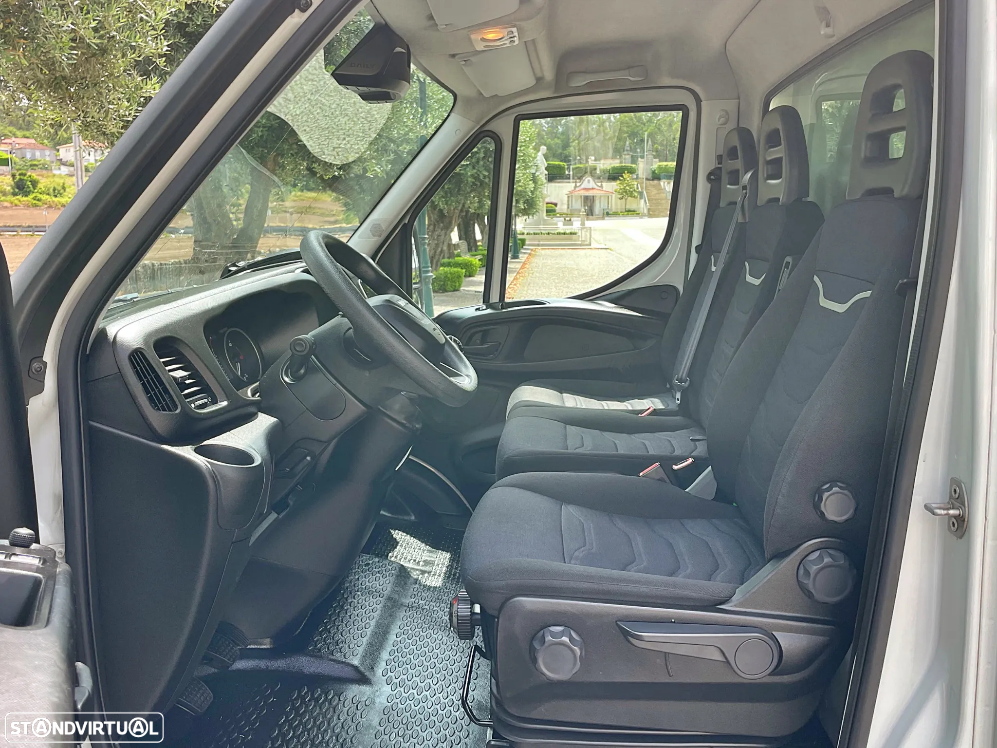 Iveco Daily 35S16 Contentor + Plataforma elevatória - 15
