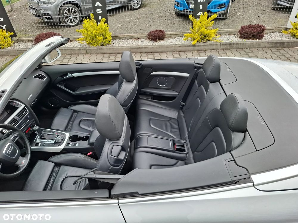 Audi A5 Cabrio - 29