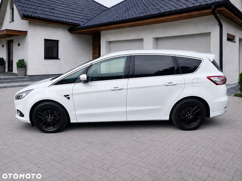 Ford S-Max 2.0 TDCi Titanium PowerShift - 2