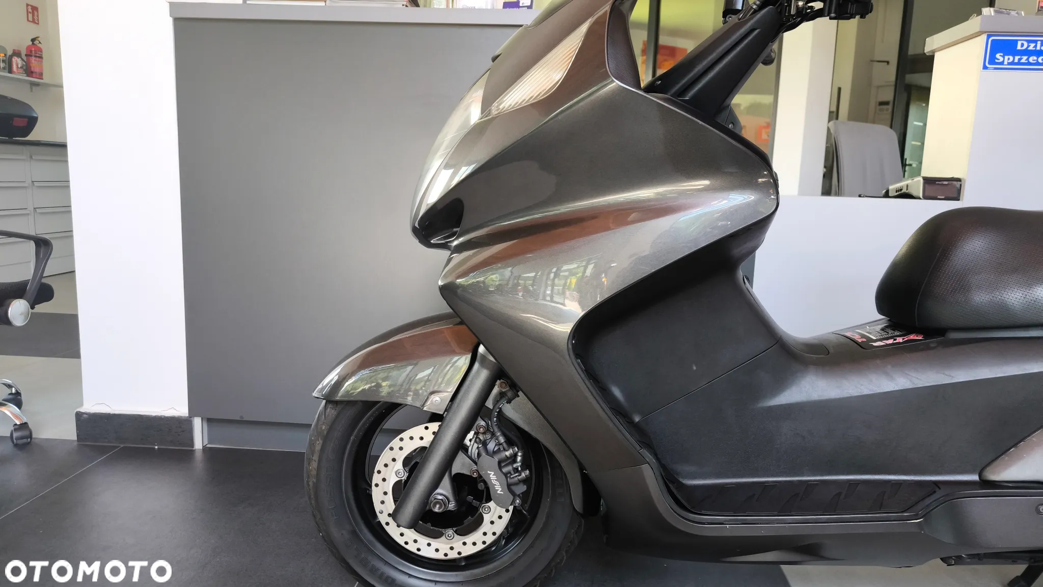 Honda Silver Wing - 12