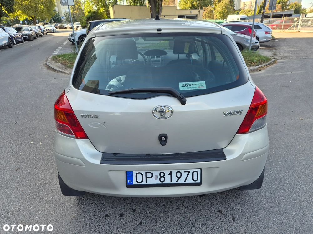 Toyota Yaris 1.33 Luna - 6