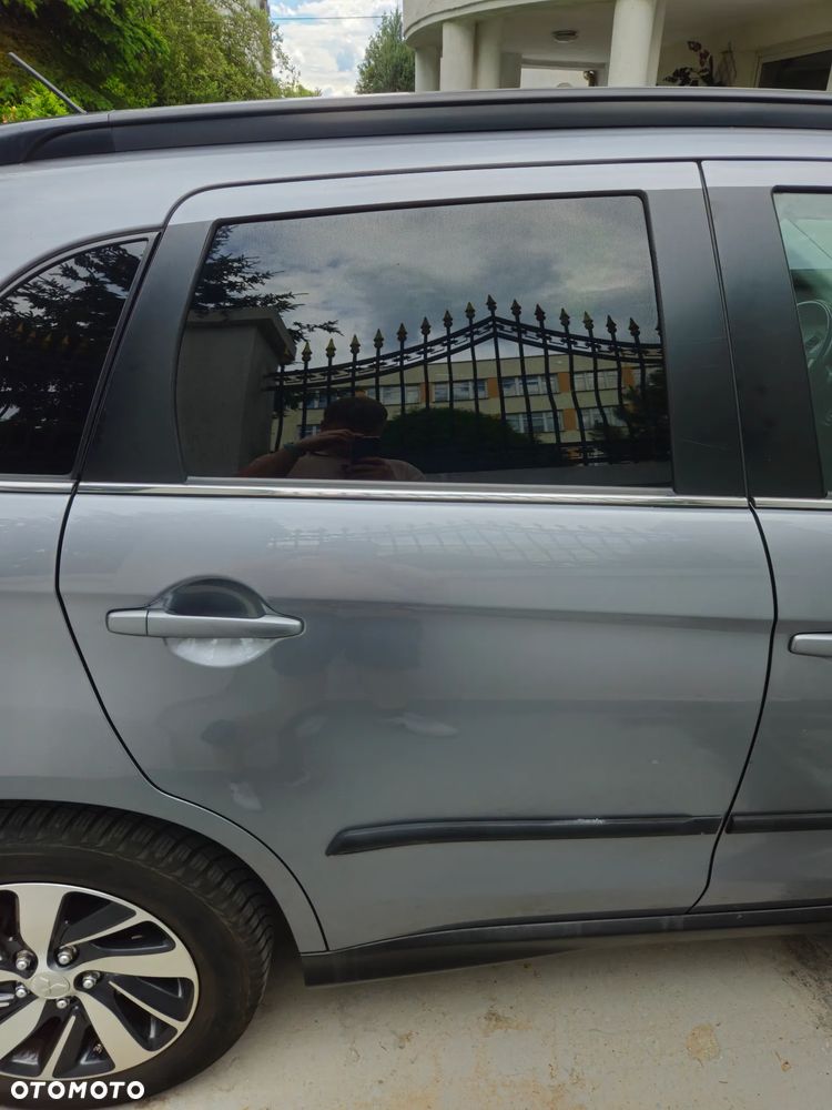 Mitsubishi ASX 1.6 Intense - 17