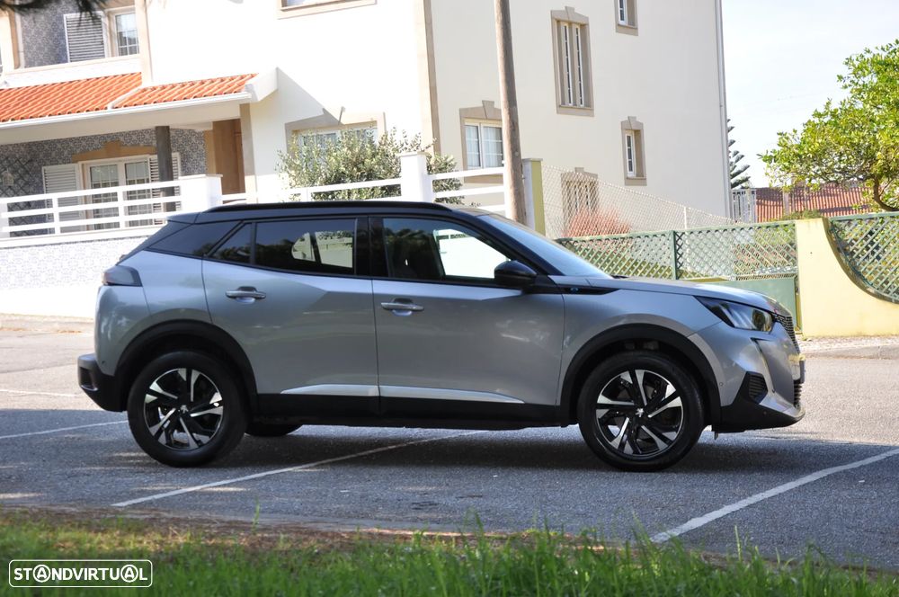 Peugeot e-2008 50 kWh GT Pack - 3