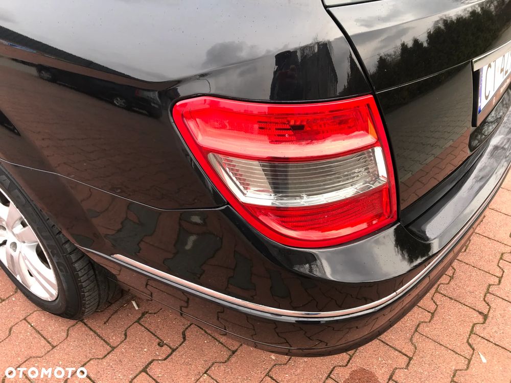 Mercedes-Benz Klasa C 180 Kompressor Avantgarde - 14