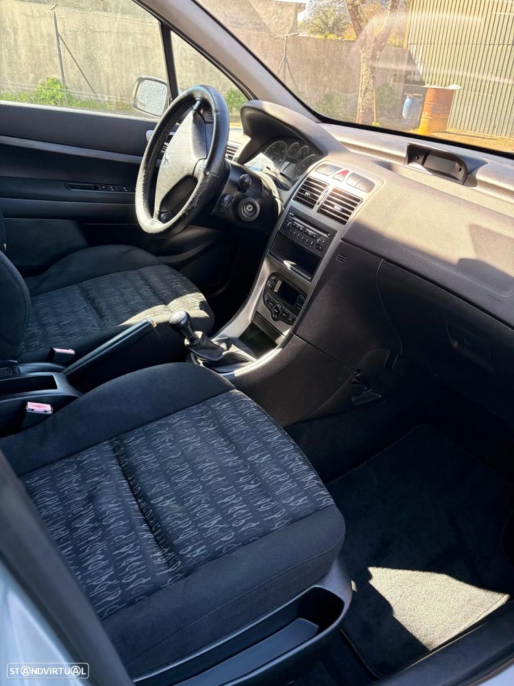 Peugeot 307 Break 1.6 HDi Navtech - 5