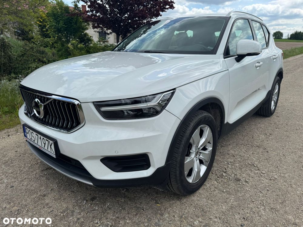 Volvo XC 40 - 40