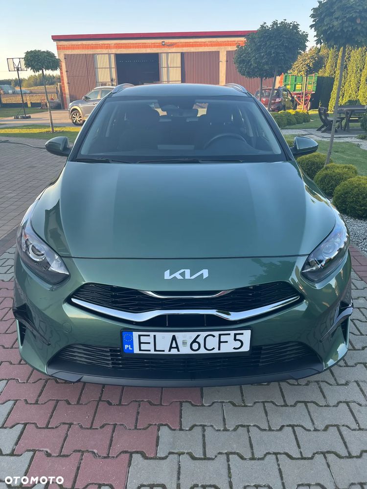 Kia Ceed - 1
