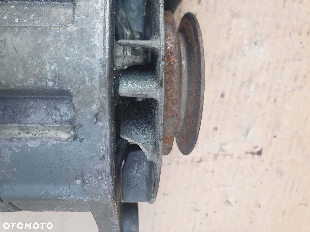 alternator mercedes w126 r107 5,0 5.6 0120489643 - 5