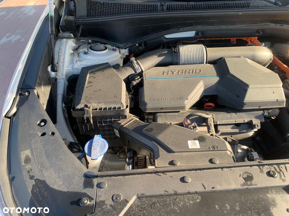 Hyundai Santa Fe 1.6 HEV 2WD 6-Sitzer Signature - 11