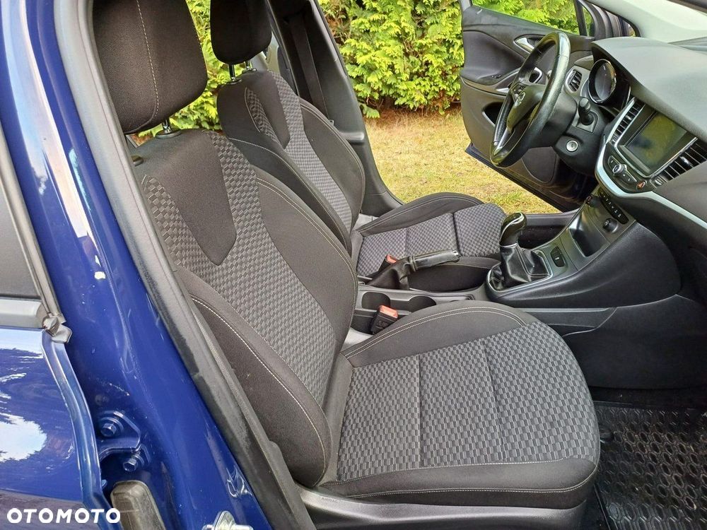 Opel Astra 1.6 CDTI Enjoy - 14